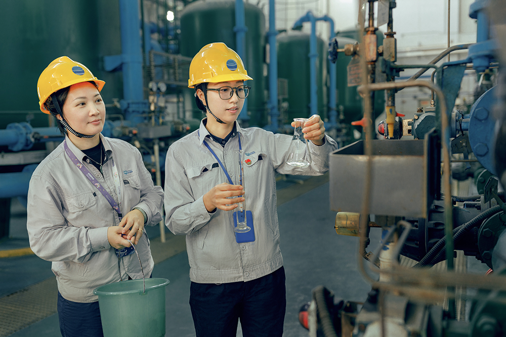 ���λᡤJ9-�ٷ���վ|������Ϸ��һƷ��