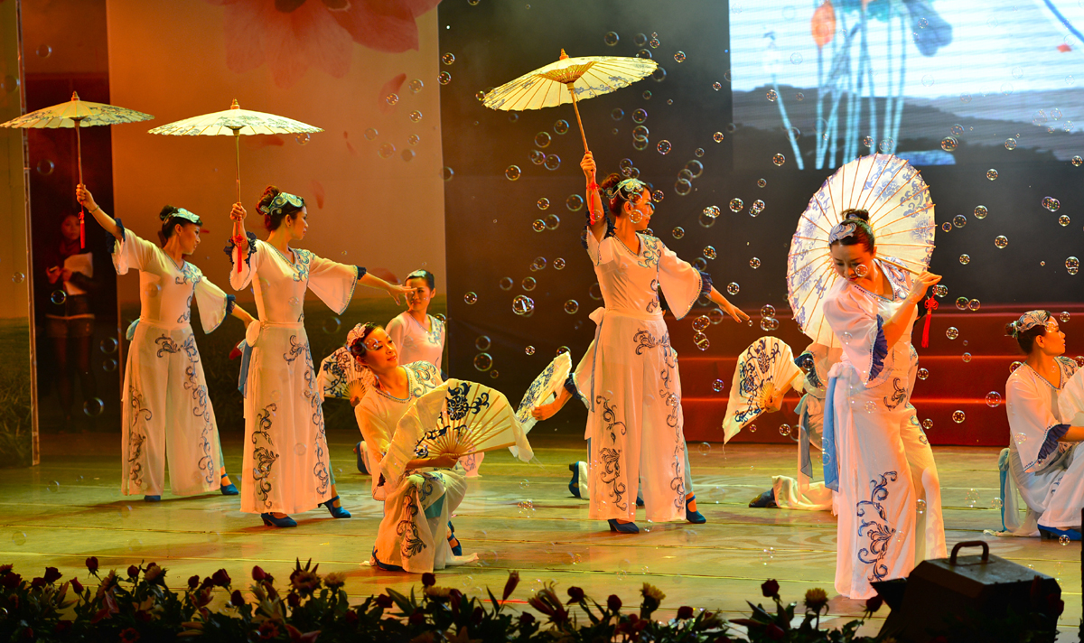 ���λᡤJ9-�ٷ���վ|������Ϸ��һƷ��